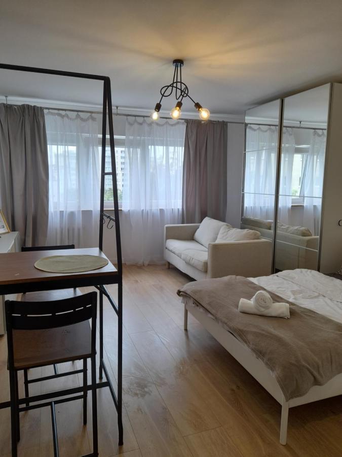 Apartament Ogrodowa Studio Warszawa Luaran gambar
