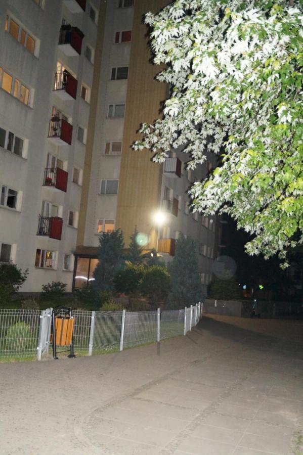 Apartament Ogrodowa Studio Warszawa Luaran gambar