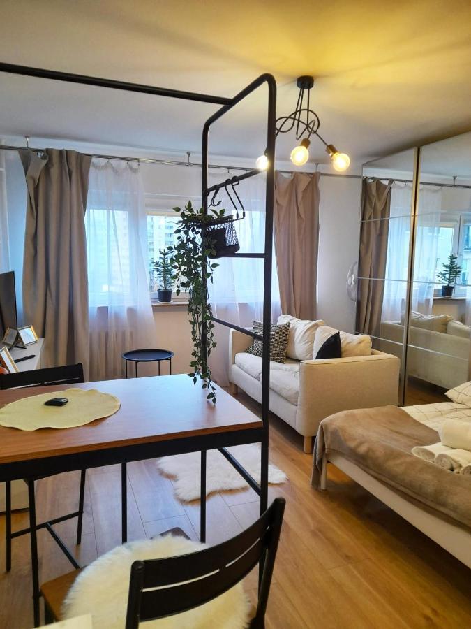 Apartament Ogrodowa Studio Warszawa Luaran gambar