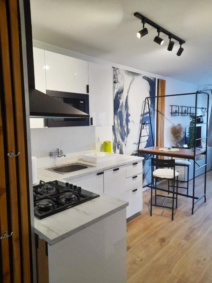 Apartament Ogrodowa Studio Warszawa Luaran gambar